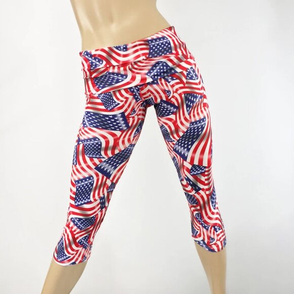 American Flag Print Yoga Cropped Capri High Rise Star Pants Made in USA NEW - Picture 1 of 6